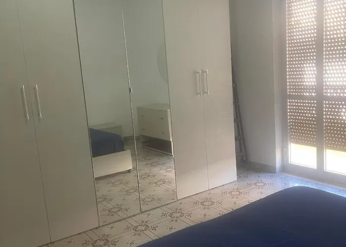Casa Petrarca 12 דירה *